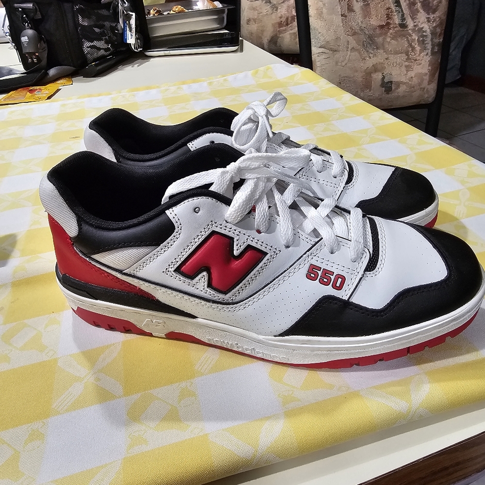 New Balance 550